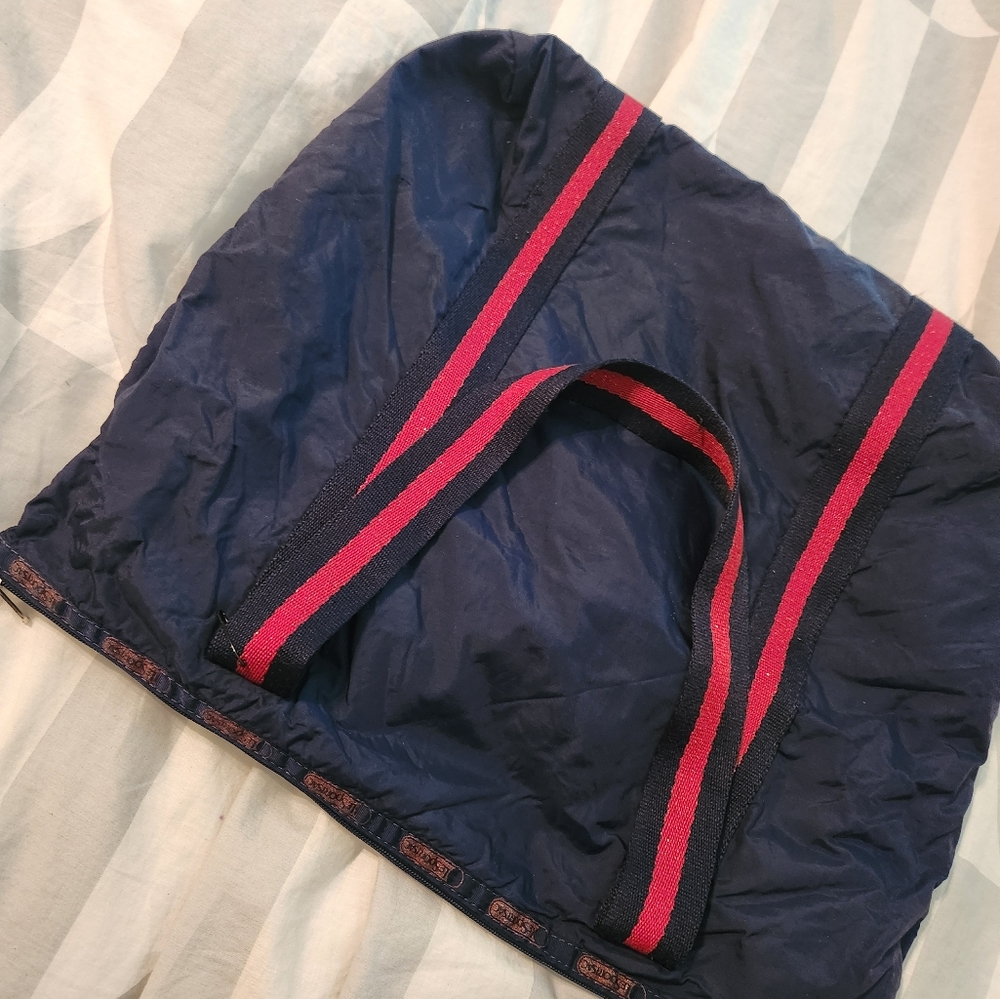 Lesportsac EVERYDAY ZIP TOTE excellent condition